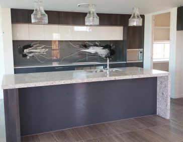 Glass kitchen splashback design | Voodoo Glass | Gold Coast